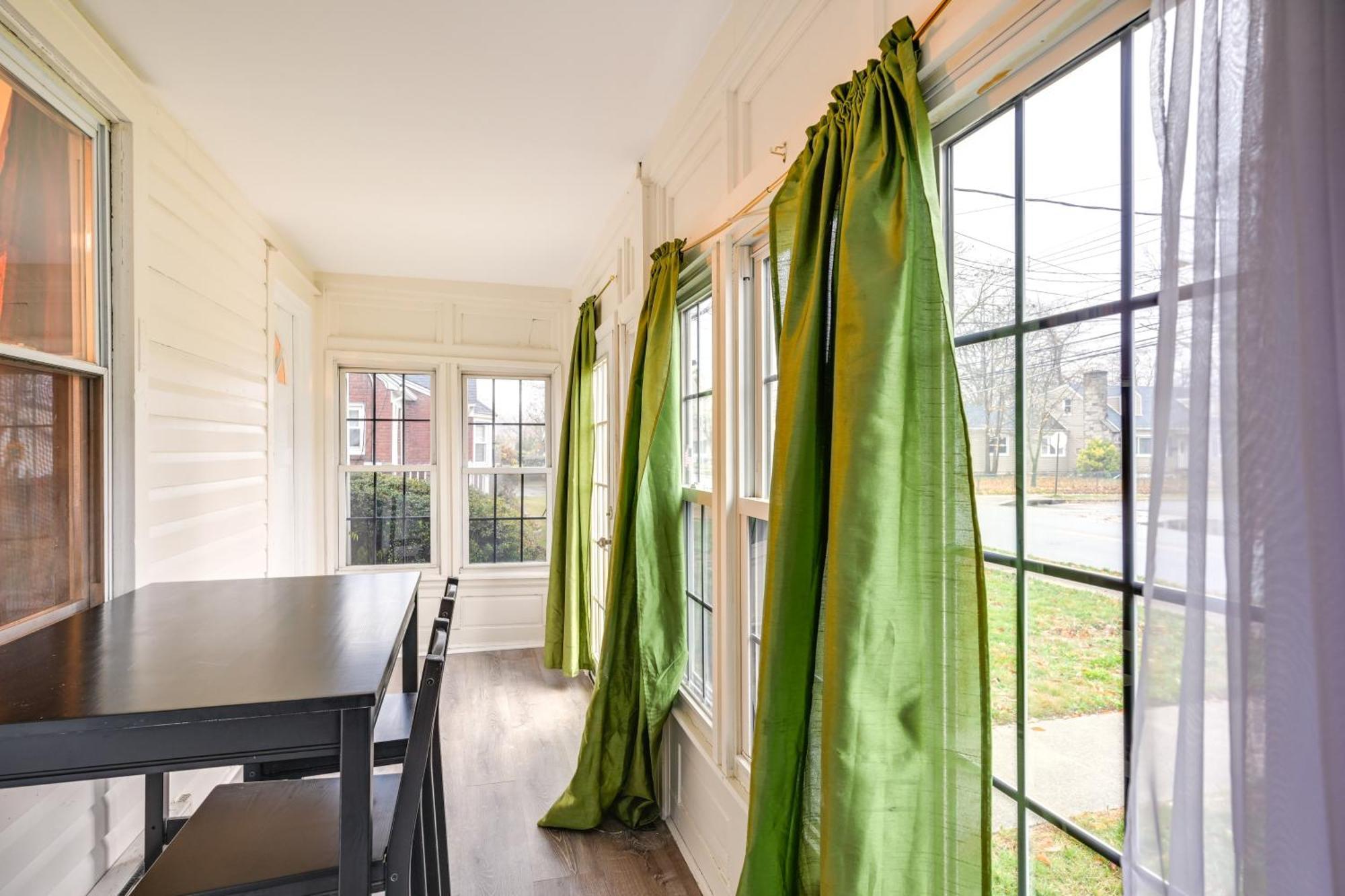 Charming Long Island Home With Fenced Yard! Freeport Εξωτερικό φωτογραφία